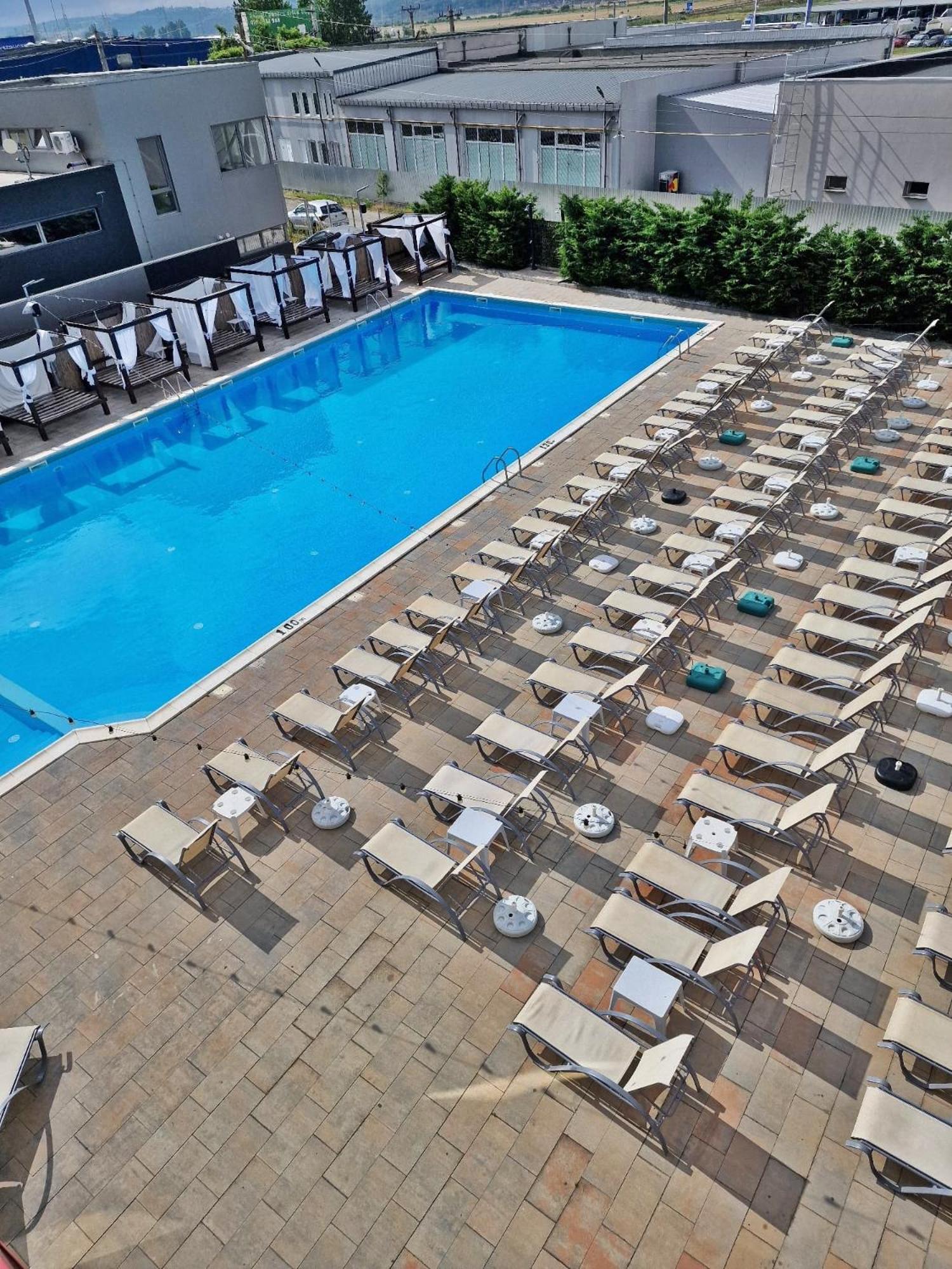 Hotel Coral Valea Lupului (Iasi) Exterior foto