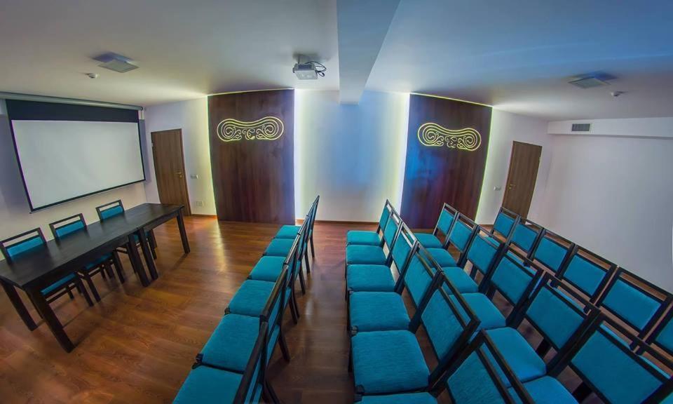 Hotel Coral Valea Lupului (Iasi) Exterior foto